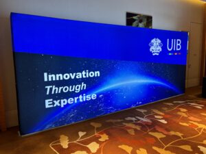 6m illuminated lightbox display for conference stage